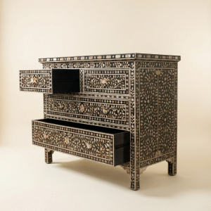 Alaya Cabinet