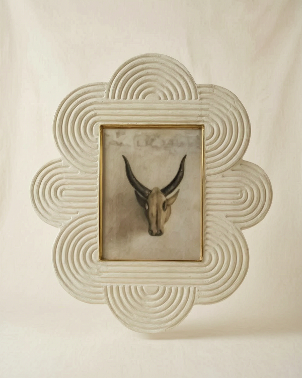 Lia Mirror