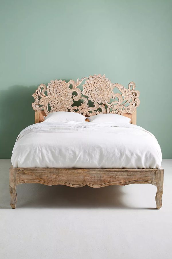 Lois Bed