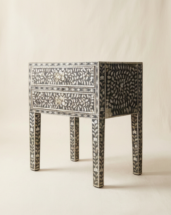 Perla Bedside Table