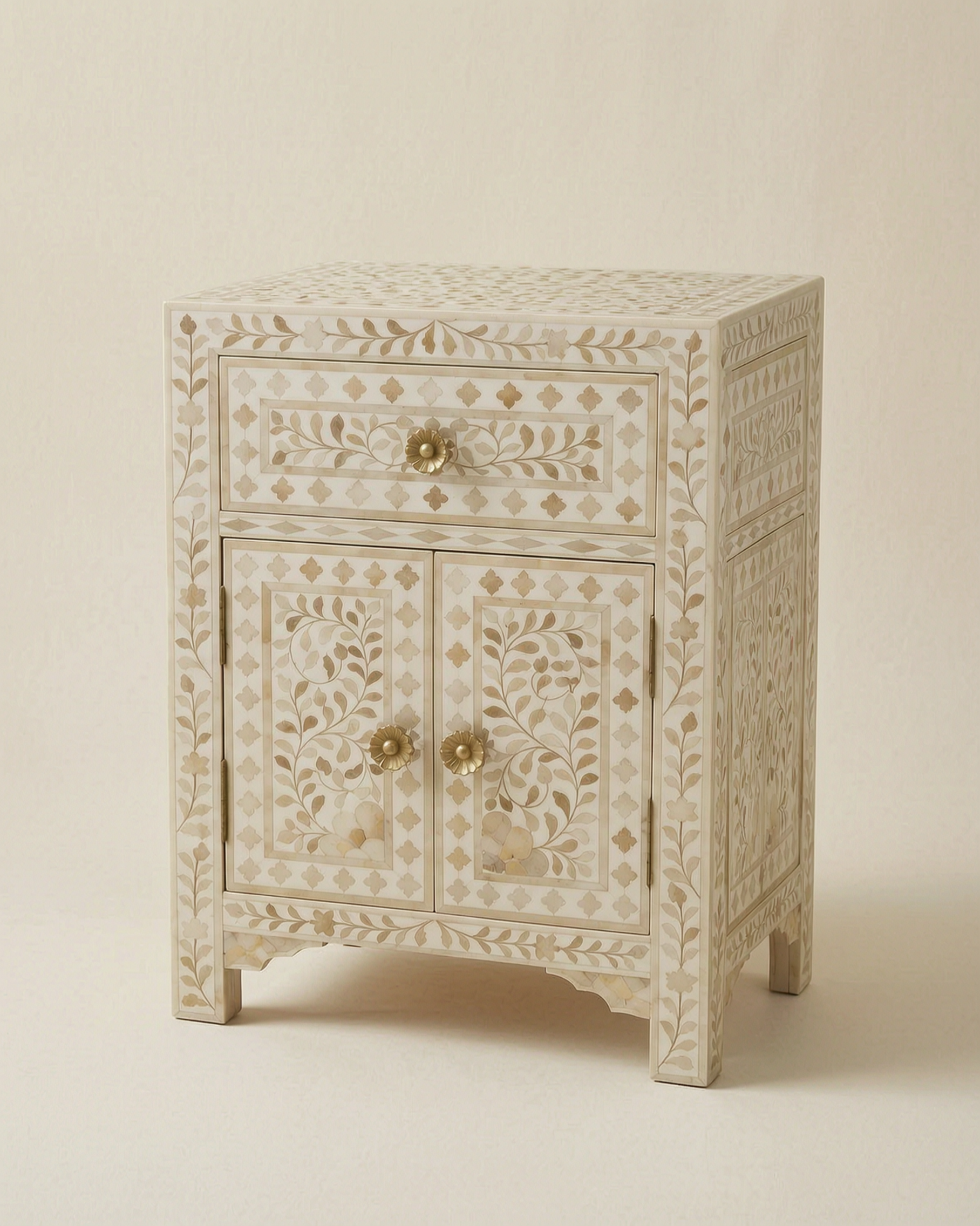 Perla Side Table