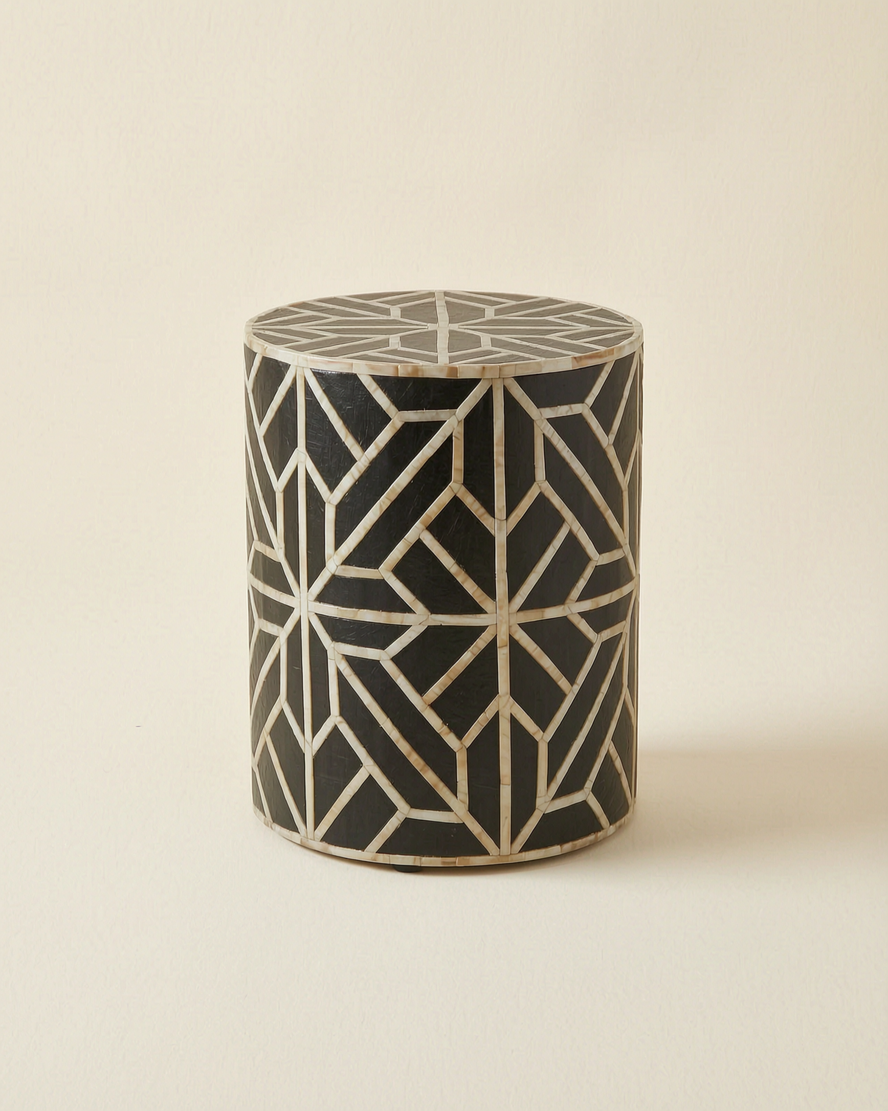 Tecka Side table