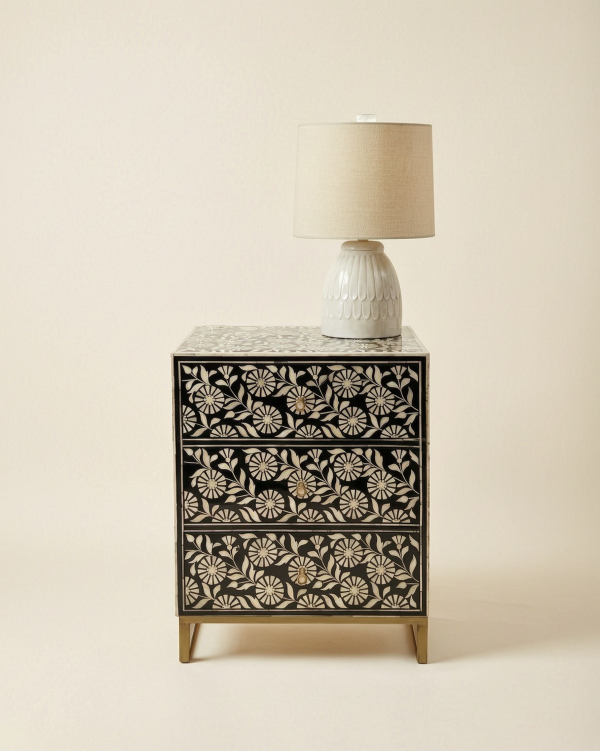 Uns Monochrome Side Table