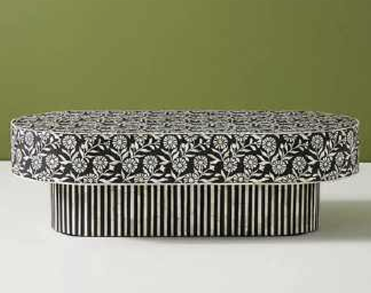 Uns Coffee Table